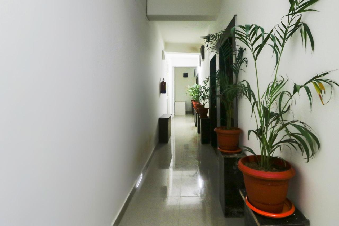 Oyo 66350 Hotel Space Setter Chandaka Exterior foto
