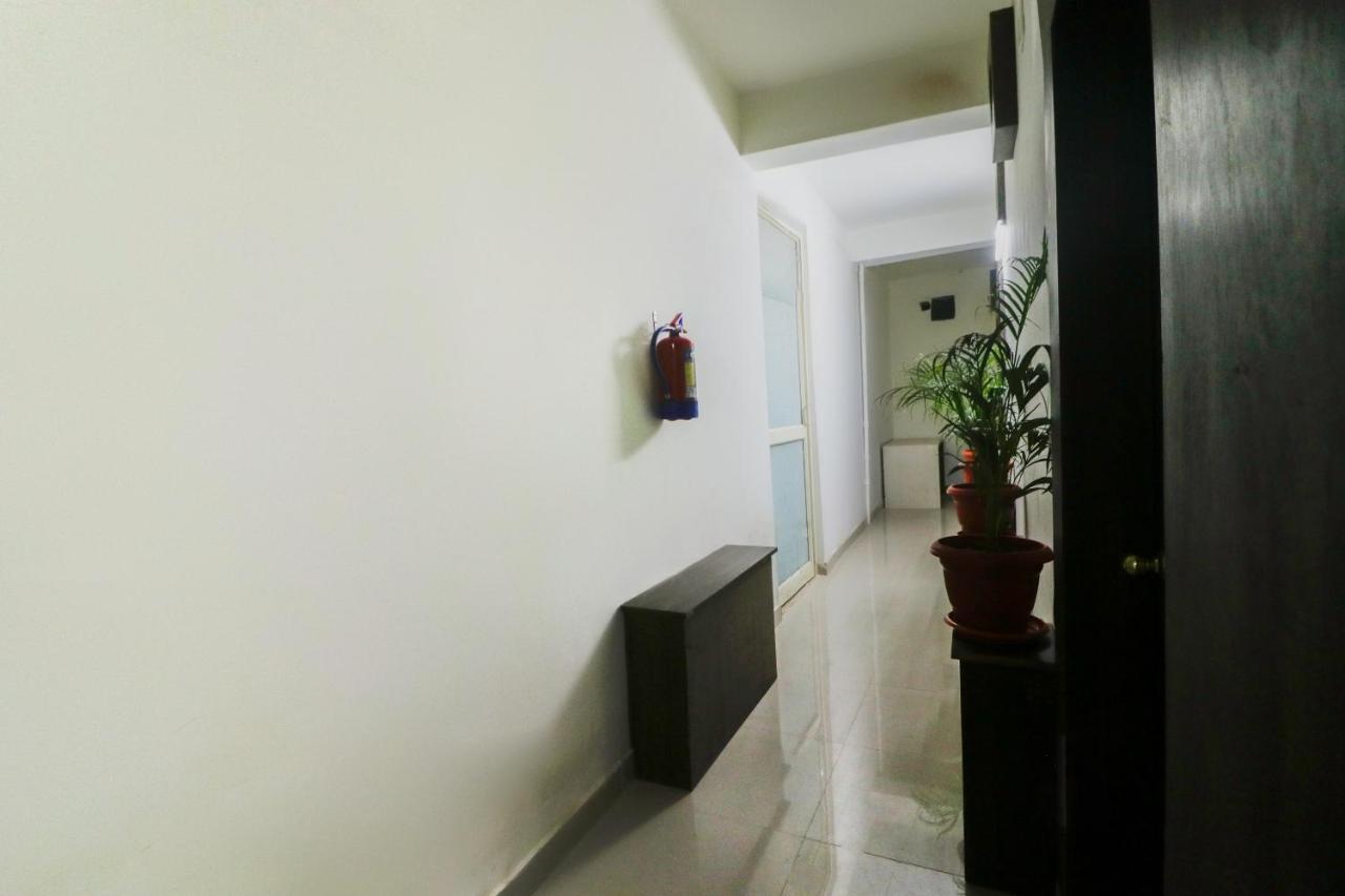 Oyo 66350 Hotel Space Setter Chandaka Exterior foto